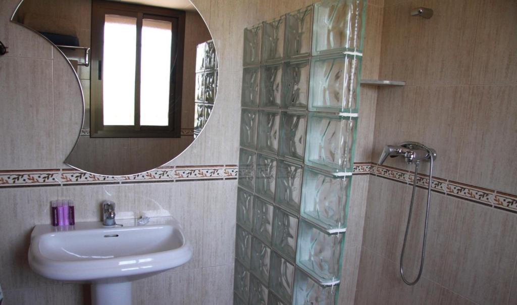 La Telleria Hotel Valjunquera Quarto foto